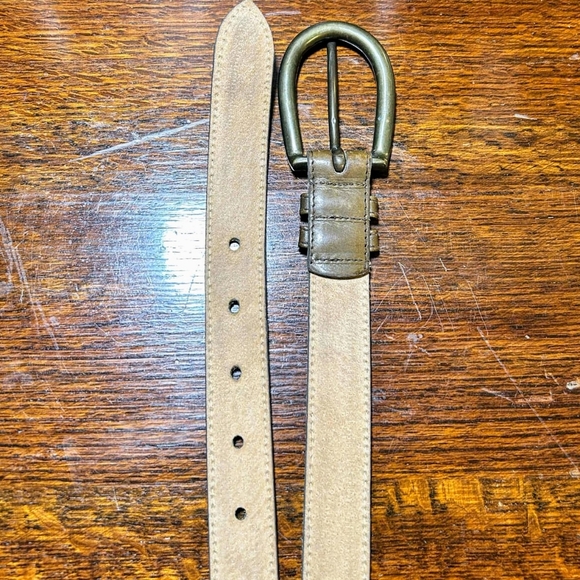 Cipriani Premium glove leather olive green belt size small - Picture 3 of 8